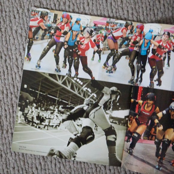 Roller Derby Pack | 2010 DNN Photo Annual Magazine + Derby Skins Headban… - Picture 3 of 5